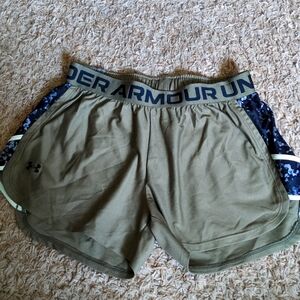 Under Armor Loose fit athletic shorts